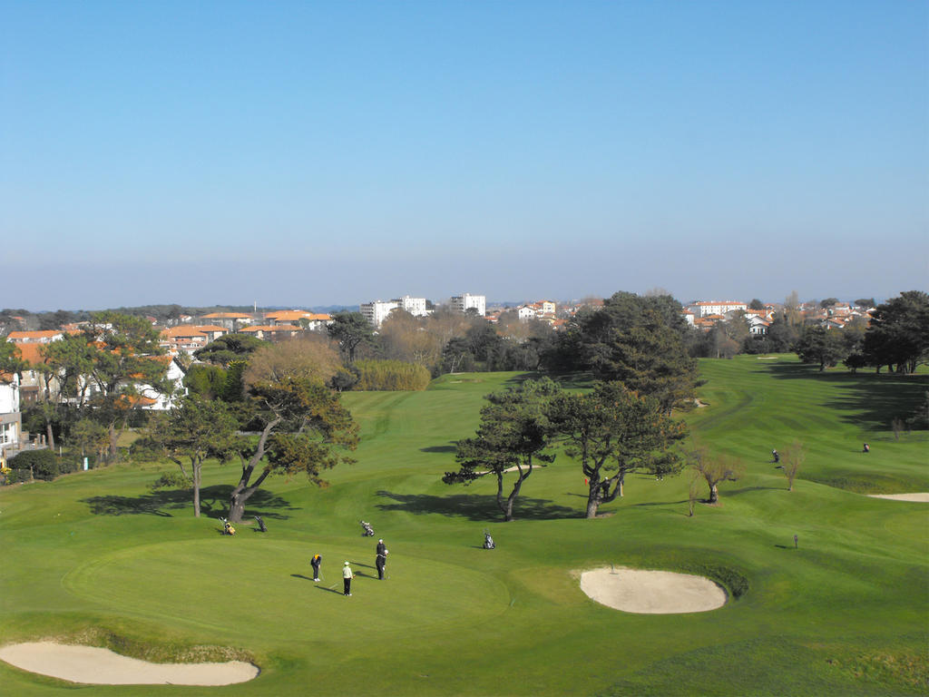 Mer Et Golf Anglet Bilik gambar